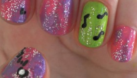 Des ongles de star : la parfaite manucure de filles (vidéo) 