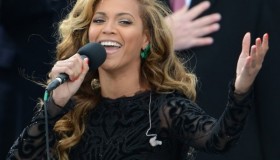 Beyonce déçoit en chantant en playback pour Obama