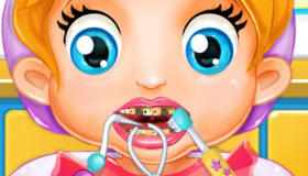 Bébé Lizzie chez le dentiste