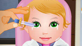 Bébé Juliette chez le médecin des yeux
