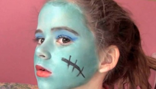 Comment ressembler à une Monster High grâce au maquillage ? (vidéo)